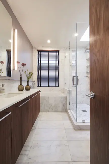 Grove Street Residences: Main Bathroom